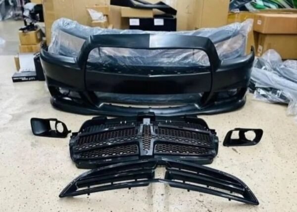 SRT8 front bumper & grilles PP